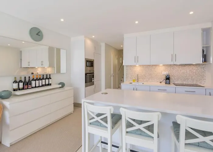 Keiko فالي دو لوبو